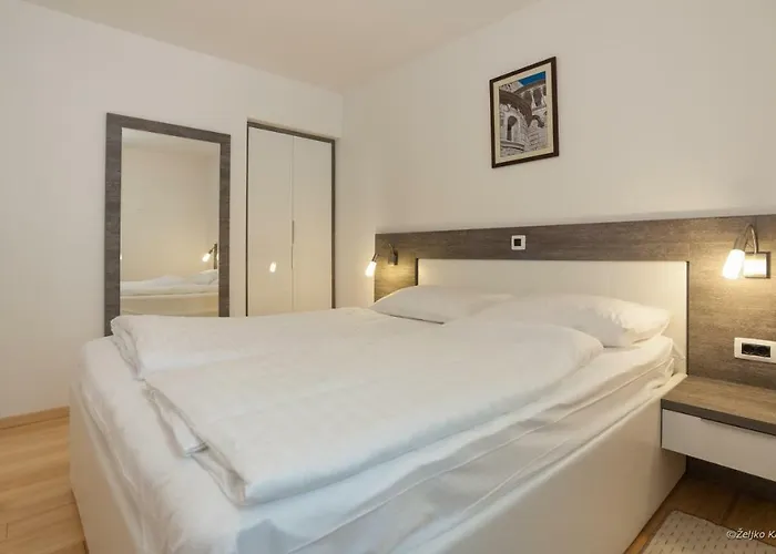 Sunset Apartament *