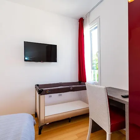 Sunset Apartment Petrcane